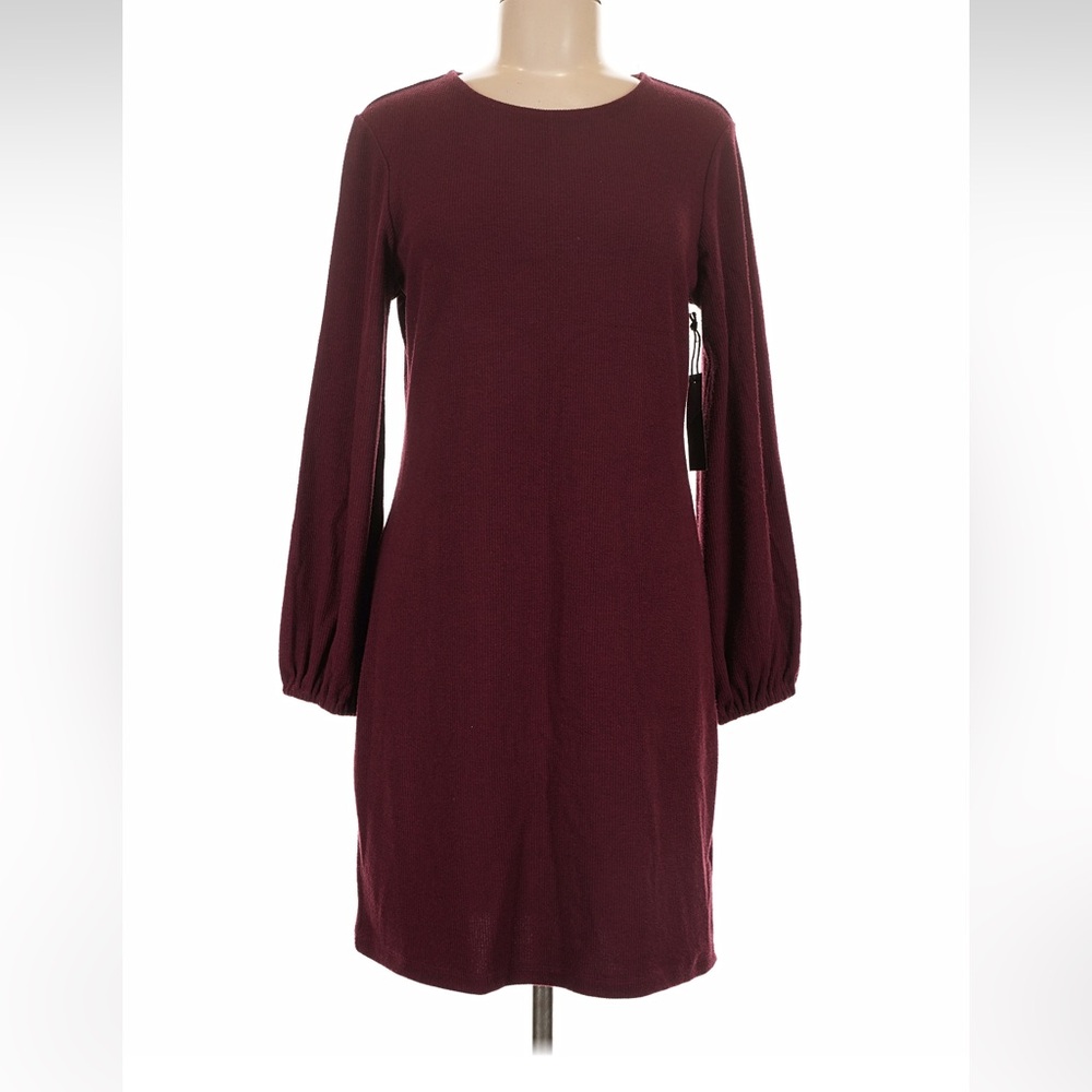 NWT Black Tape Size M Casual dress